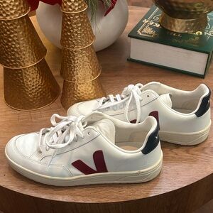 Veja Women's White and Burgundy Sneakers